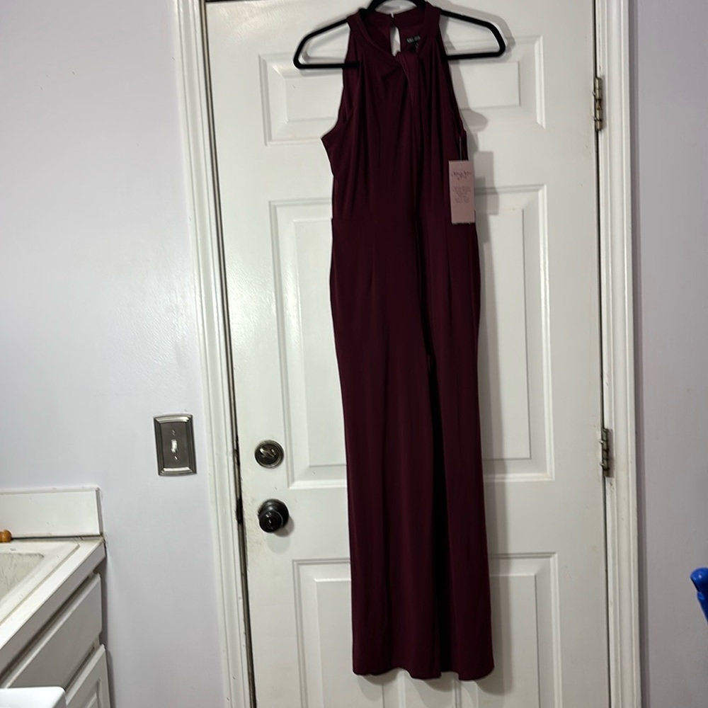 Niña Leonard brand jumpsuit. Size Small burgundy